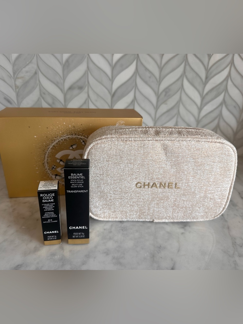 Chanel Makeup Set - Picture 2 of 6